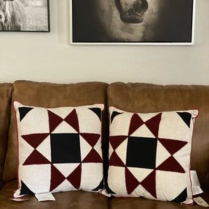 Accent Throw Pillows